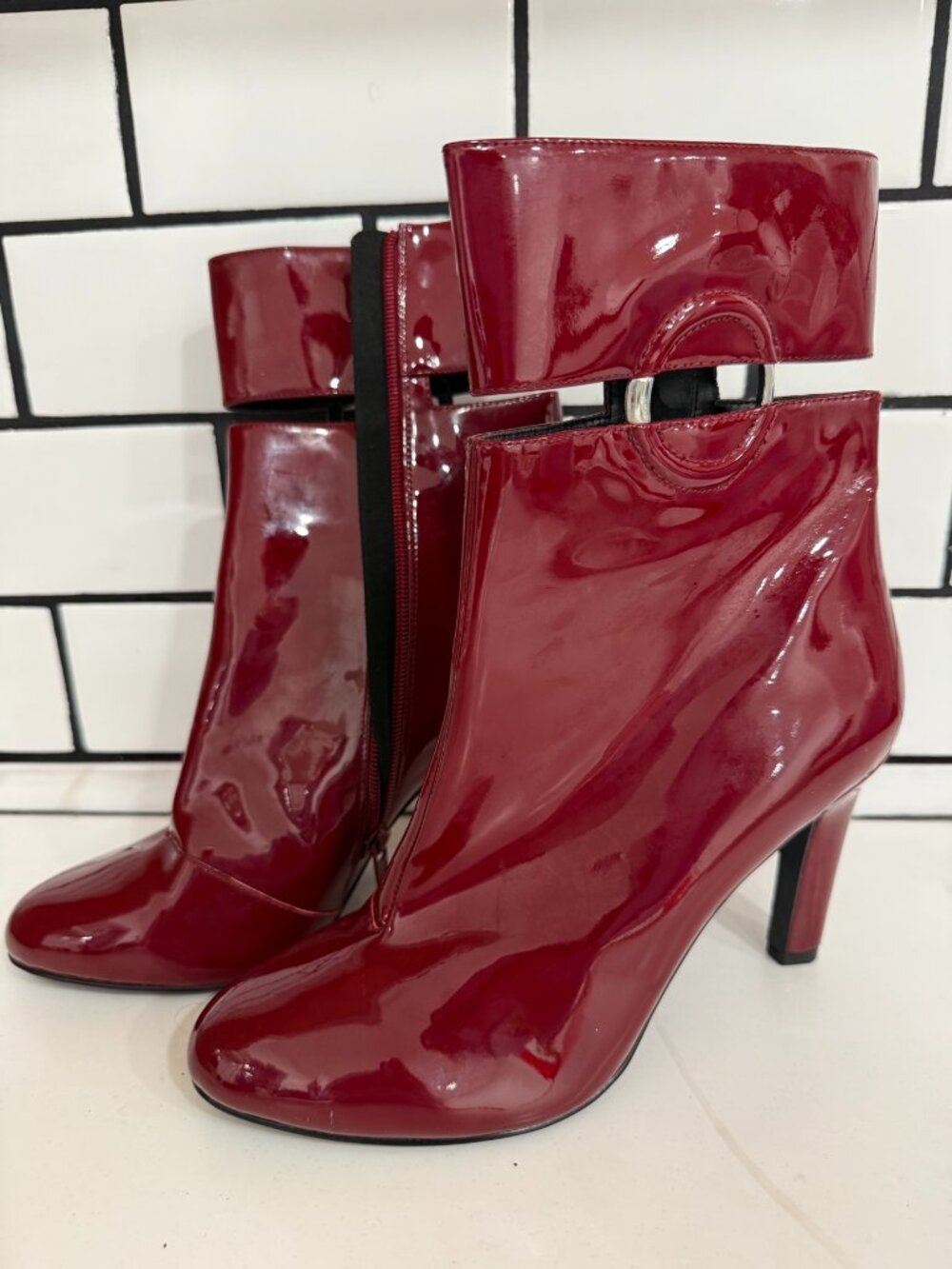 Charles & Keith Burgundy Patent Ankle Boots Cut-Out Ring Detail Size 8.5